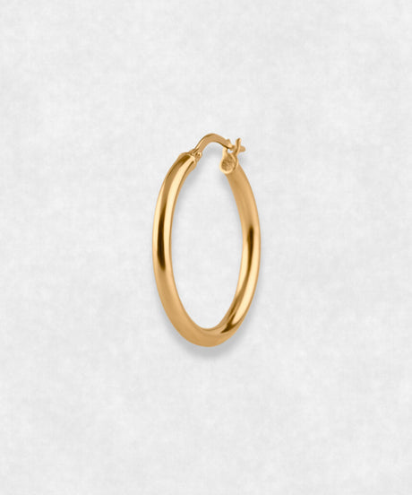 Hoops Earrings 18k Gold Maison Davis 20mm model side view