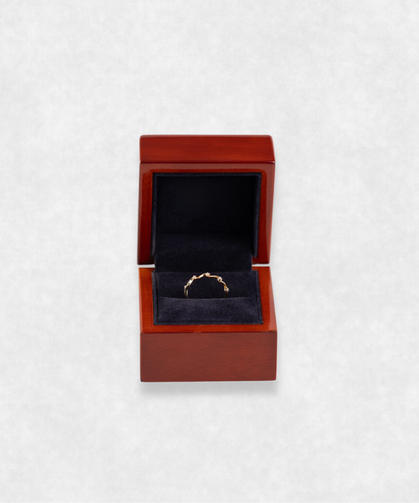 The Wave, wooden box packaging