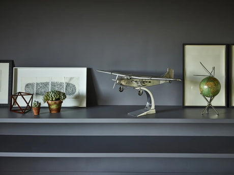 FORD TRIMOTOR DECORATION