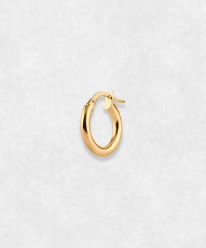 Hoops Earrings 18k Gold Maison Davis 10mm model side view