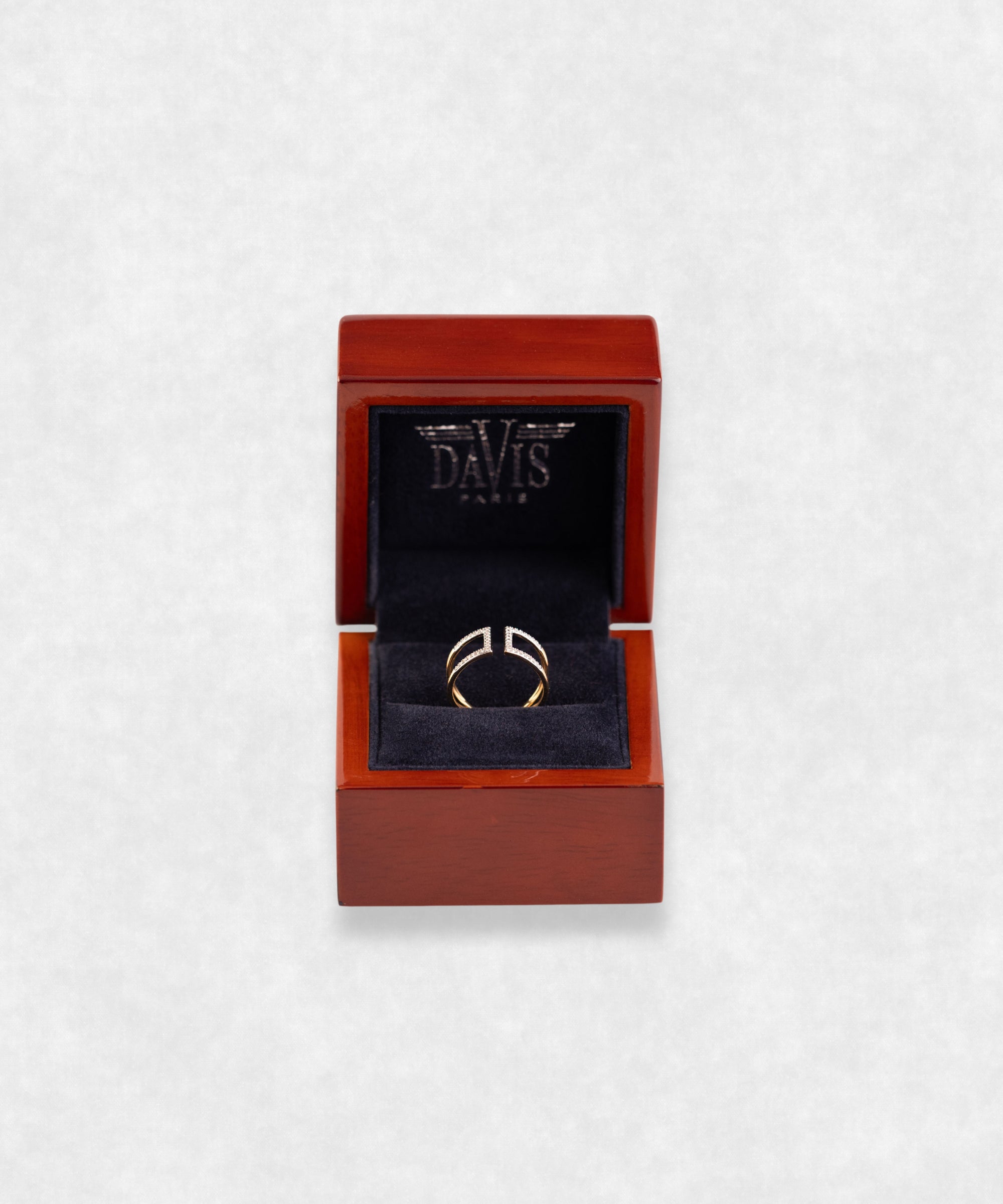 The Path Gold 18k Ring in its wooden box